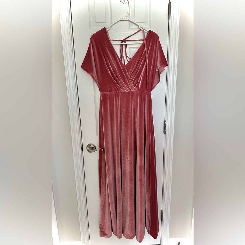 Elegant Velvet Pink Dress (Size Large)